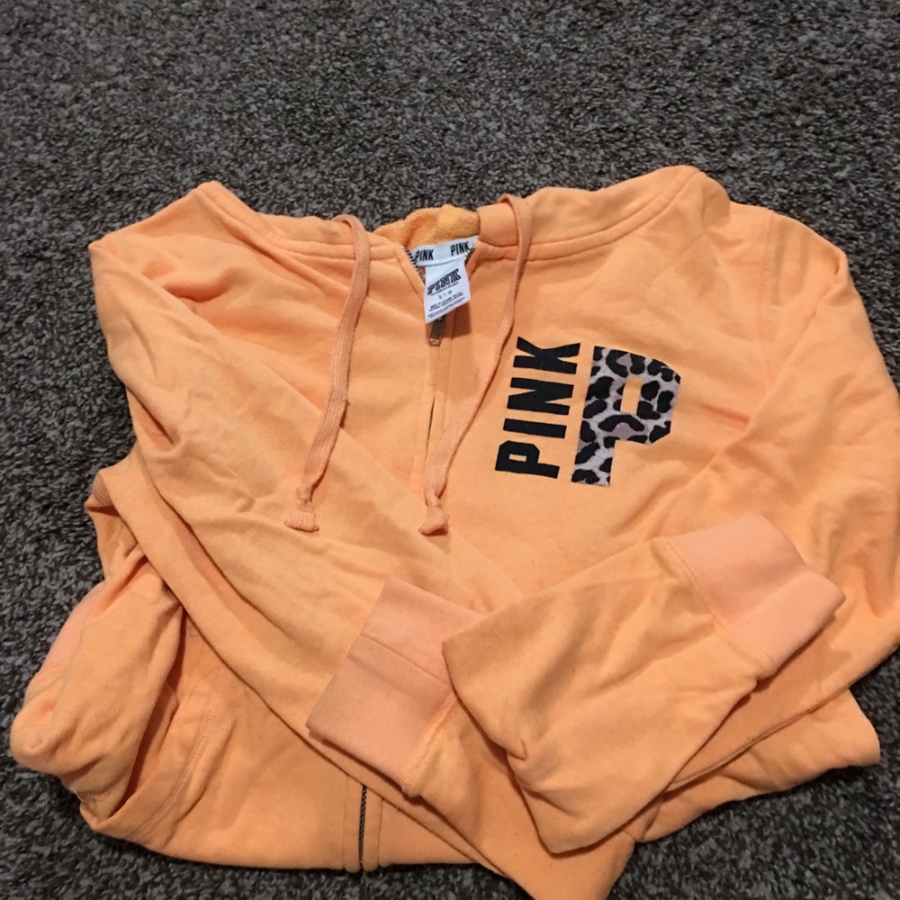 PiNK hoodie